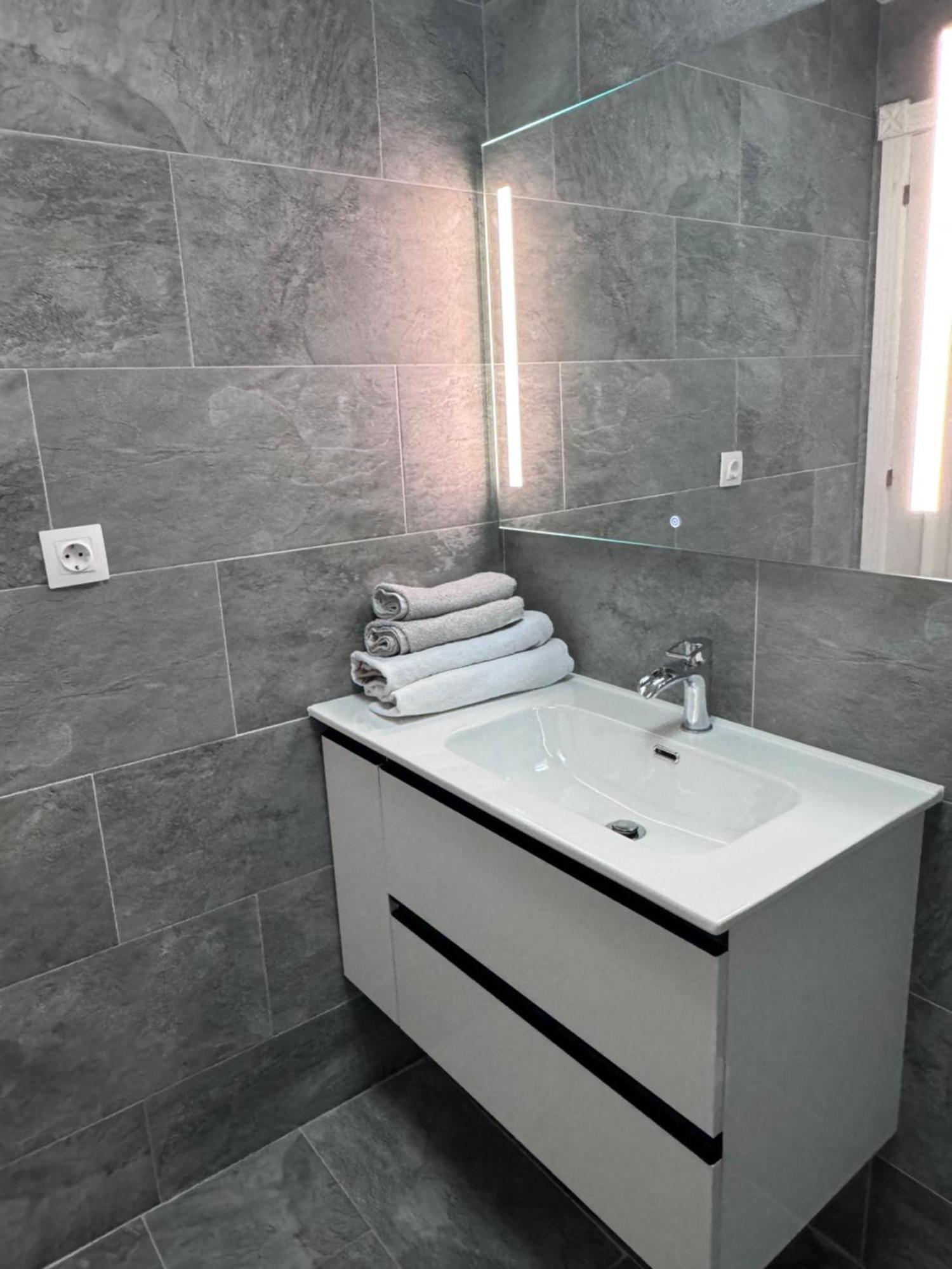 Los Locos, Princessa, Beach, Sea View,Pool, Apartment Torrevieja Bagian luar foto